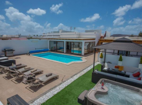 Casa Bonilla con piscina climatizada y jacuzzi